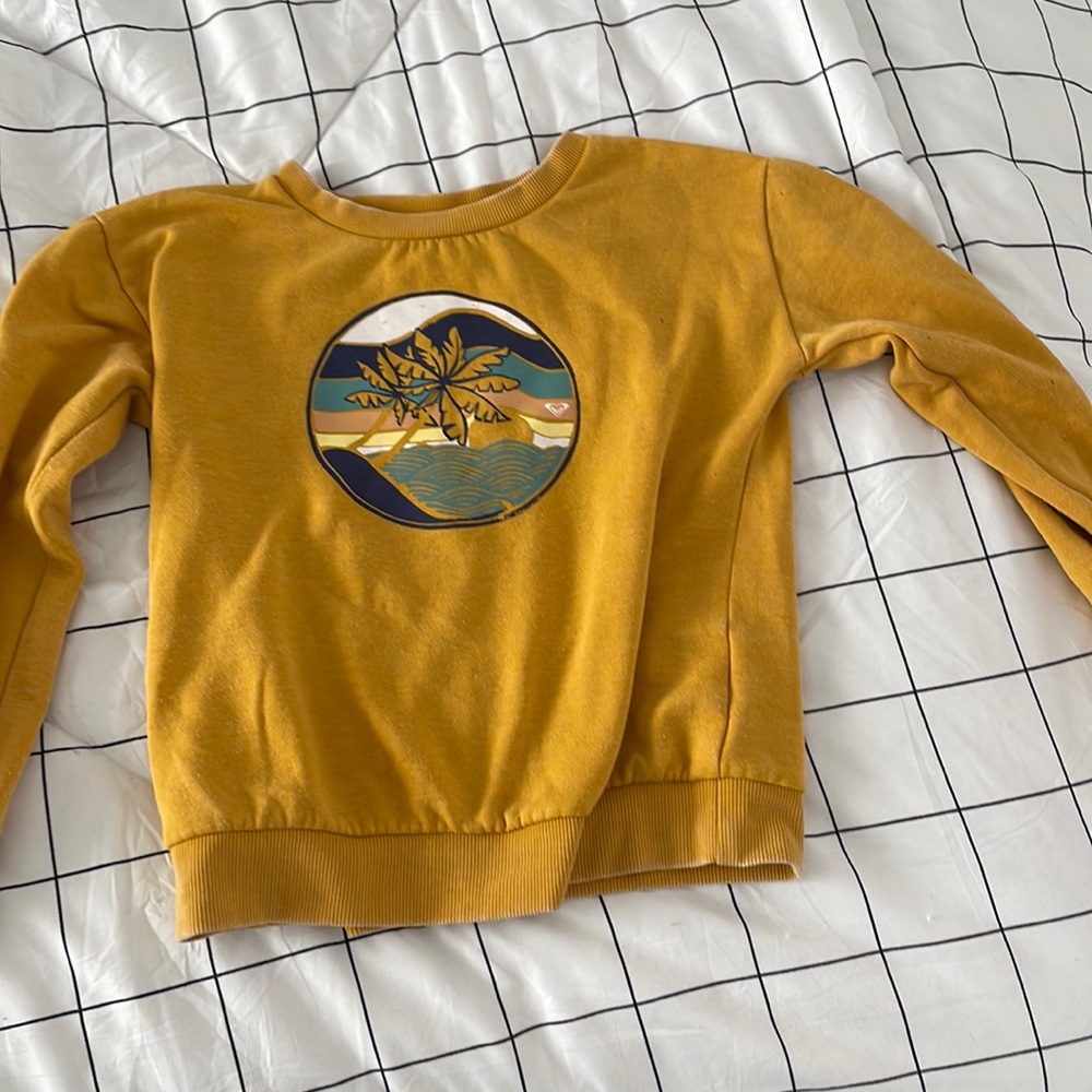Roxy pull over sweater